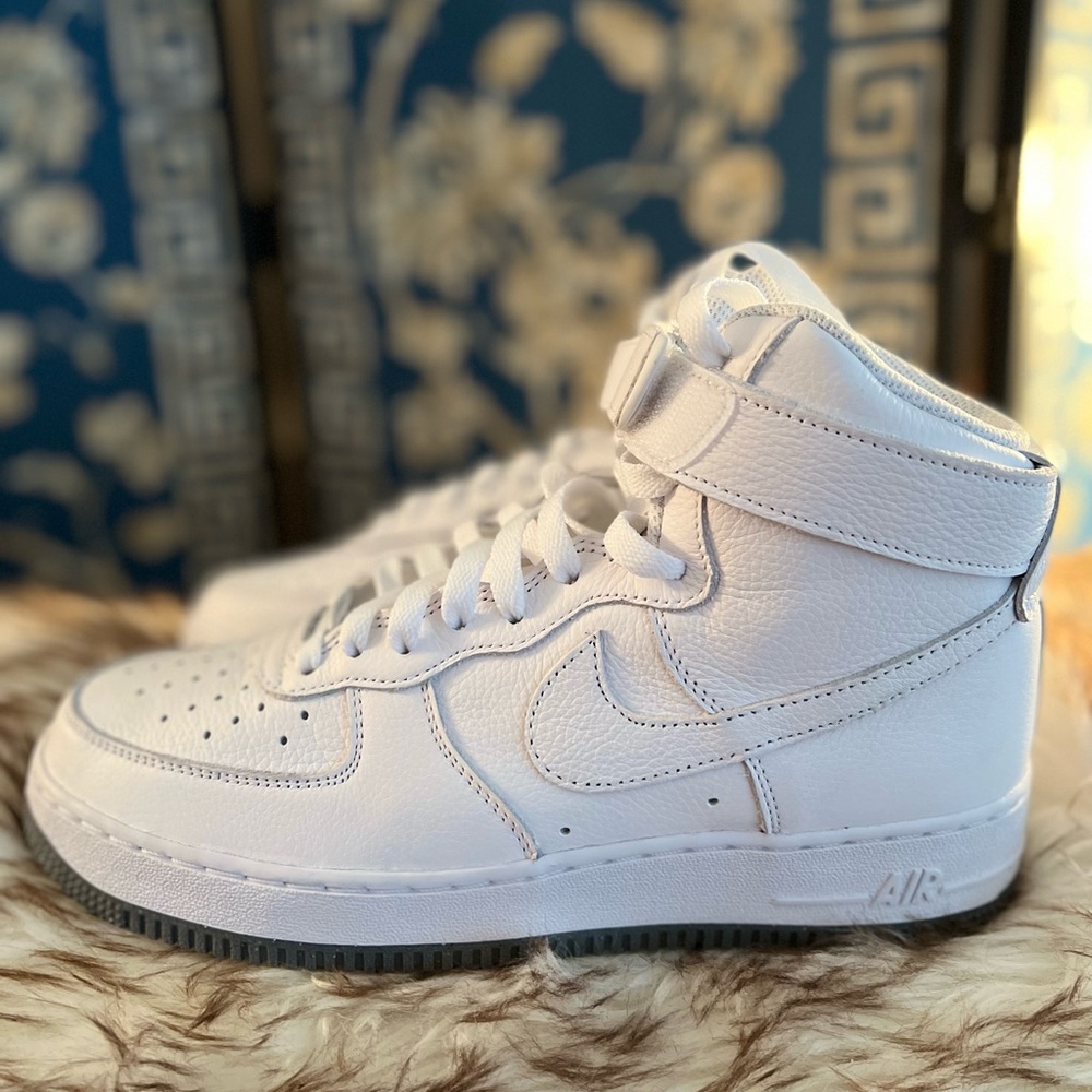 W Air Force 1 HI